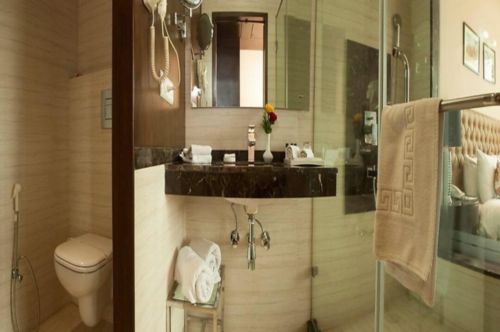Room image 5