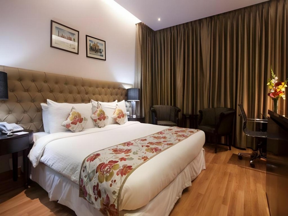 Room image 2